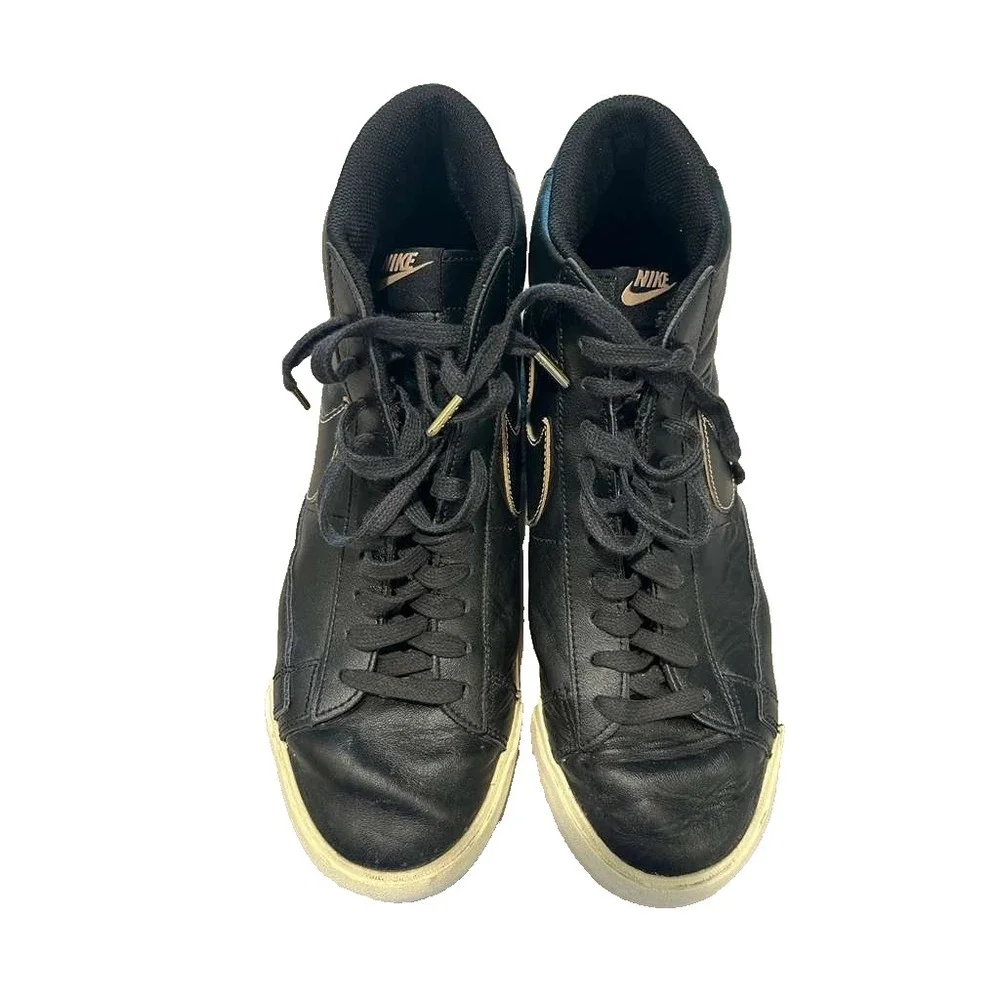 Nike Blazer Mid '77 Men's 10 Black Leather Retro High Top Sneakers Vintage Style - Picture 2 of 9